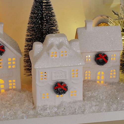 Miniatura 4 de Mark Feldstein & Associates Holiday Wreath Village with Trees, figuras de Navidad LED de porcelana blanca sin esmaltar, juego de 18 piezas