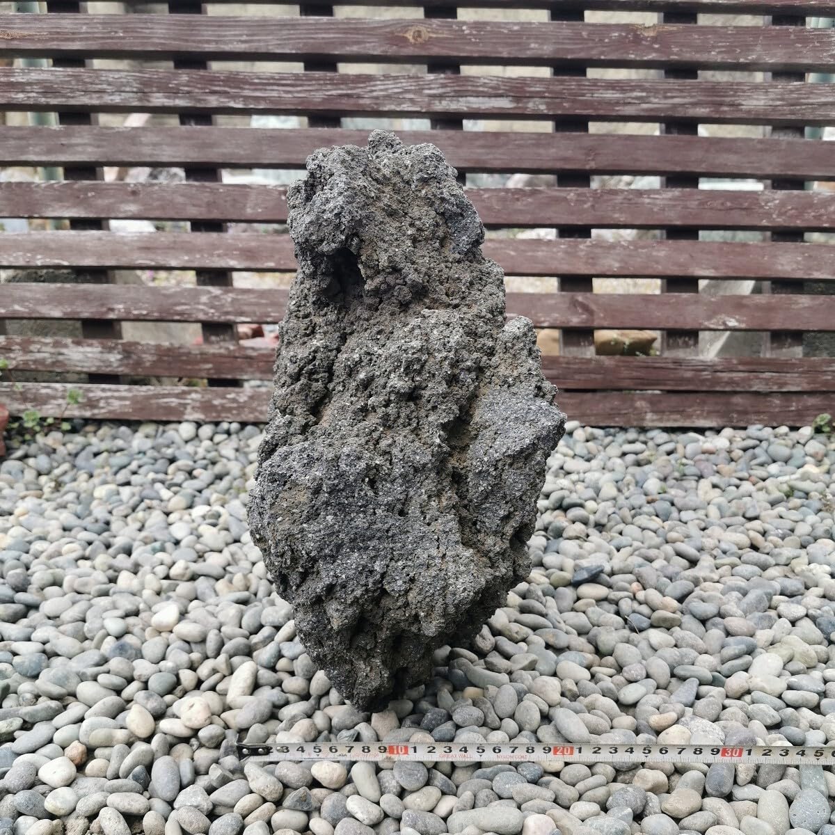 富士溶岩石81キロ 庭石鑑賞石石盆石水石灯籠庭坪庭盆栽 富士溶岩石81キロ 庭石鑑賞石石盆石水石灯籠庭坪庭盆栽