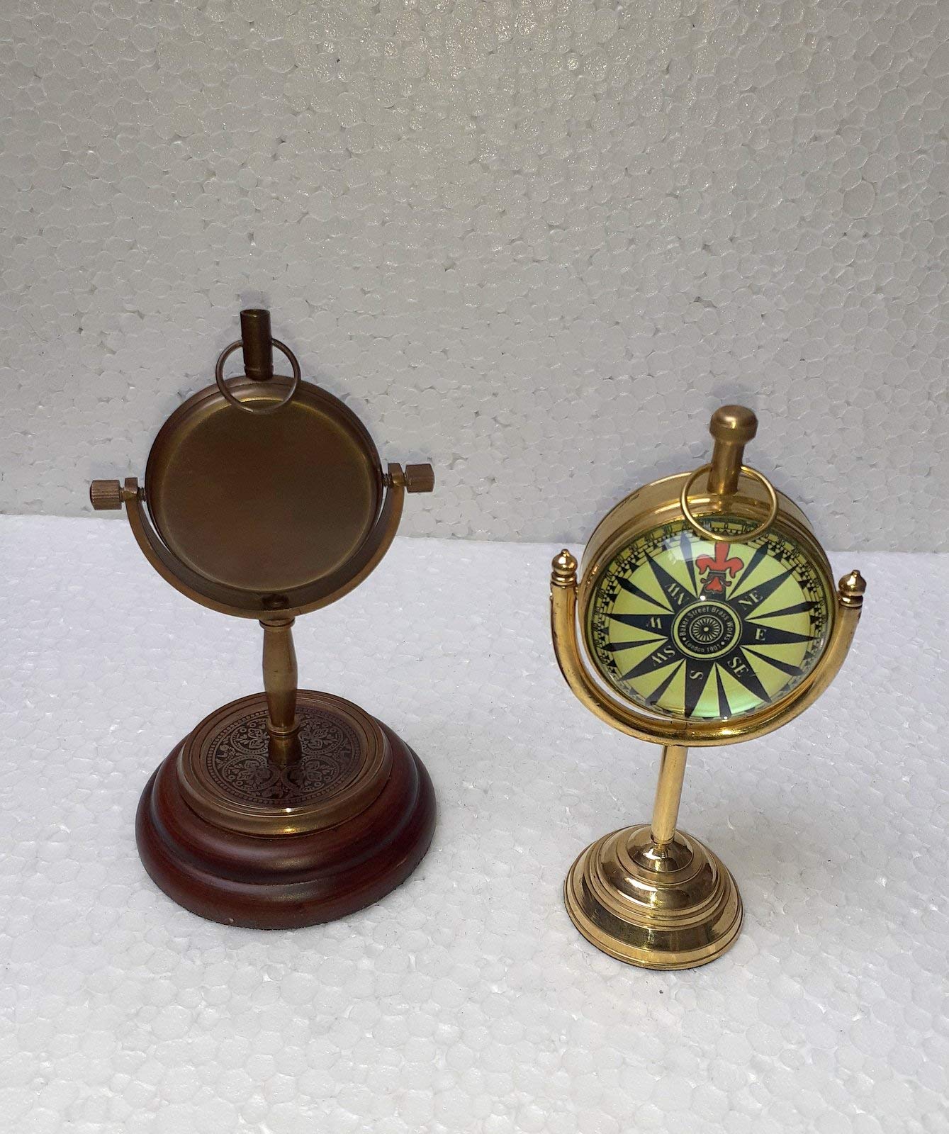 Tischuhr, 2 Stück, goldfarben und braun, antiker Stil, massives Messing und Glas, Globus-Farbe, goldfarben, Größe ca. 10,2 cm
