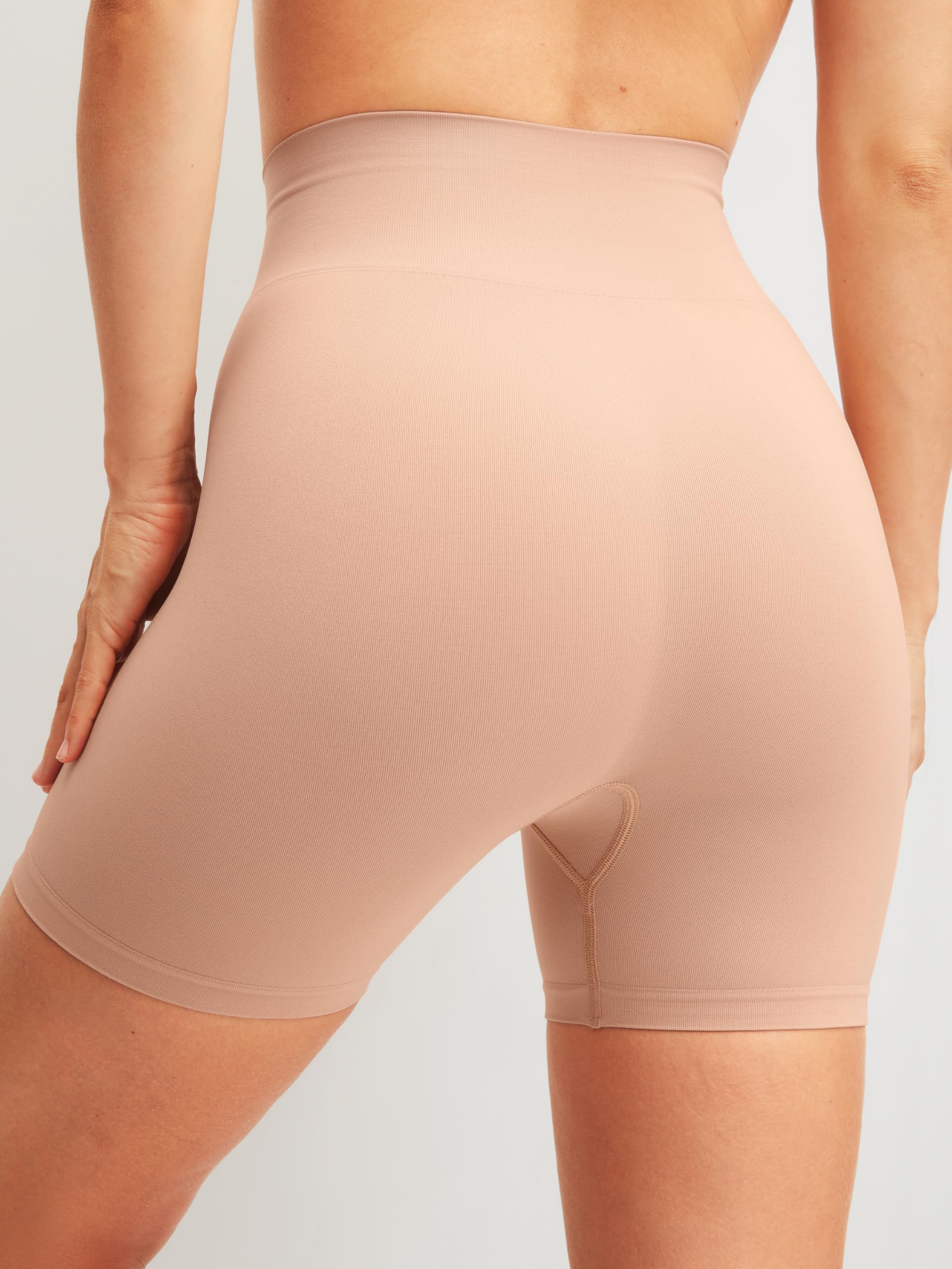 CALIDA Seamless Shape Radlerhose Damen | dezentes Shaping an Bein & Bauch, anschmiegsam, High Waist, blickdicht