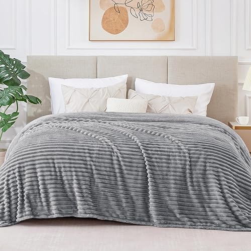 Miniatura 6 de BEDELITE Manta de forro polar tamaño King  Manta decorativa de jacquard acanalado 3D, suave y cálida, acogedora, esponjosa, ligera de felpa para