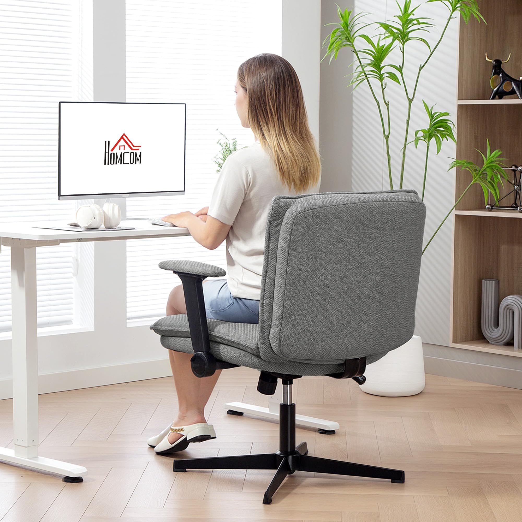 HOMCOM Bürostuhl Schreibtischstuhl mit Hochklappbaren Armlehnen Grau | Breite Sitzfläche, Höhenverstellbar, Schneidersitz Stuhl, Drehstuhl, Leinenoptik, für Home-Office