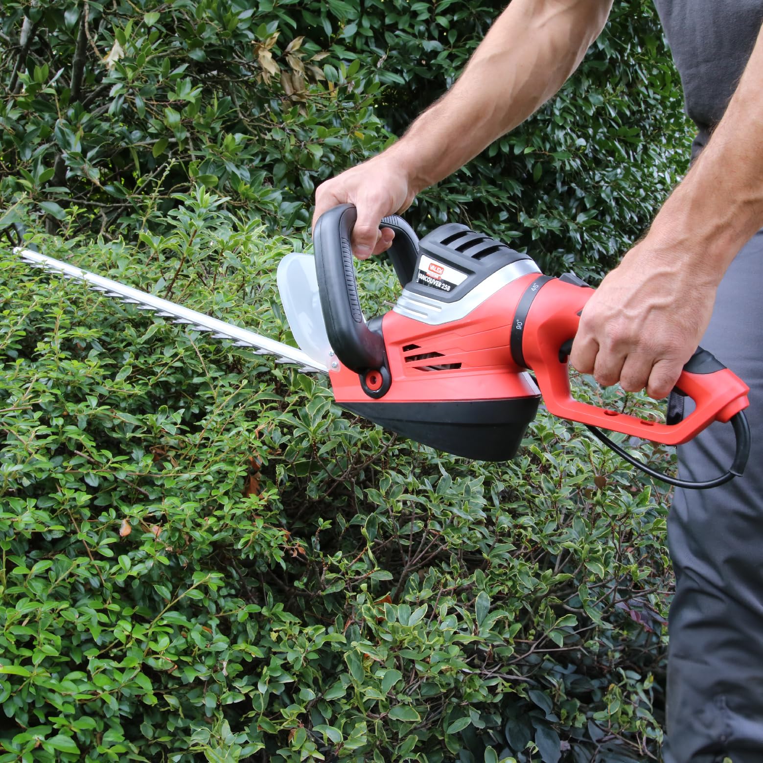 Valex Tagliasiepi Elettrico Vancouver 258, 710W, 25mm Capacità Taglio, 680mm Lunghezza Lama