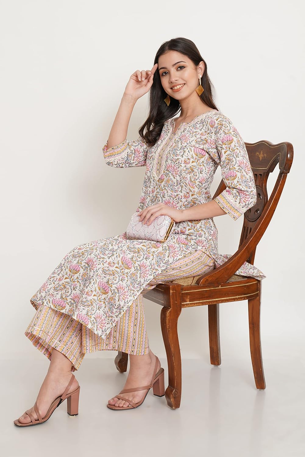 Amazon Brand - Anarva Jaipuri Cotton Printed Straight Kurta with Palazzos Set for Women offers donot miss
