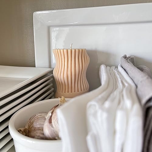 Miniatura 6 de Twigs & Birch Curvy Pillar Candle (1 Sandy Nude Artesanal Hecho a Mano)  Velas de cera de abeja de soja 100% natural sin perfume para regalo, sin