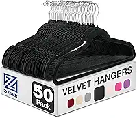 Zober Pacote com 50 cabides de veludo - cabides pretos resistentes para casacos, calças e roupas sociais - Conjunto de cabides antiderrapantes - Cabides de feltro para roupas que economizam espaço