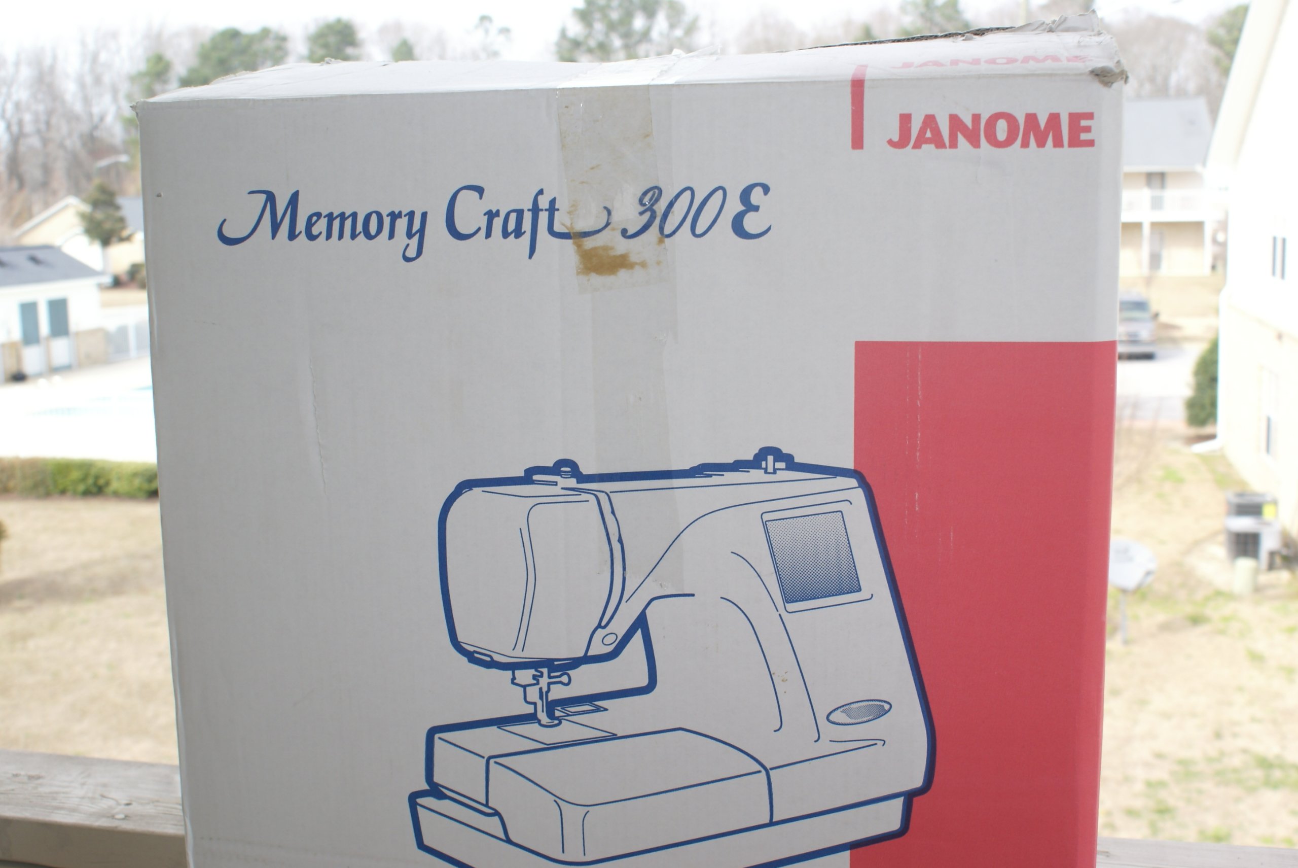 Sewing Machine Review Janome Memory Craft 300E Embroidery