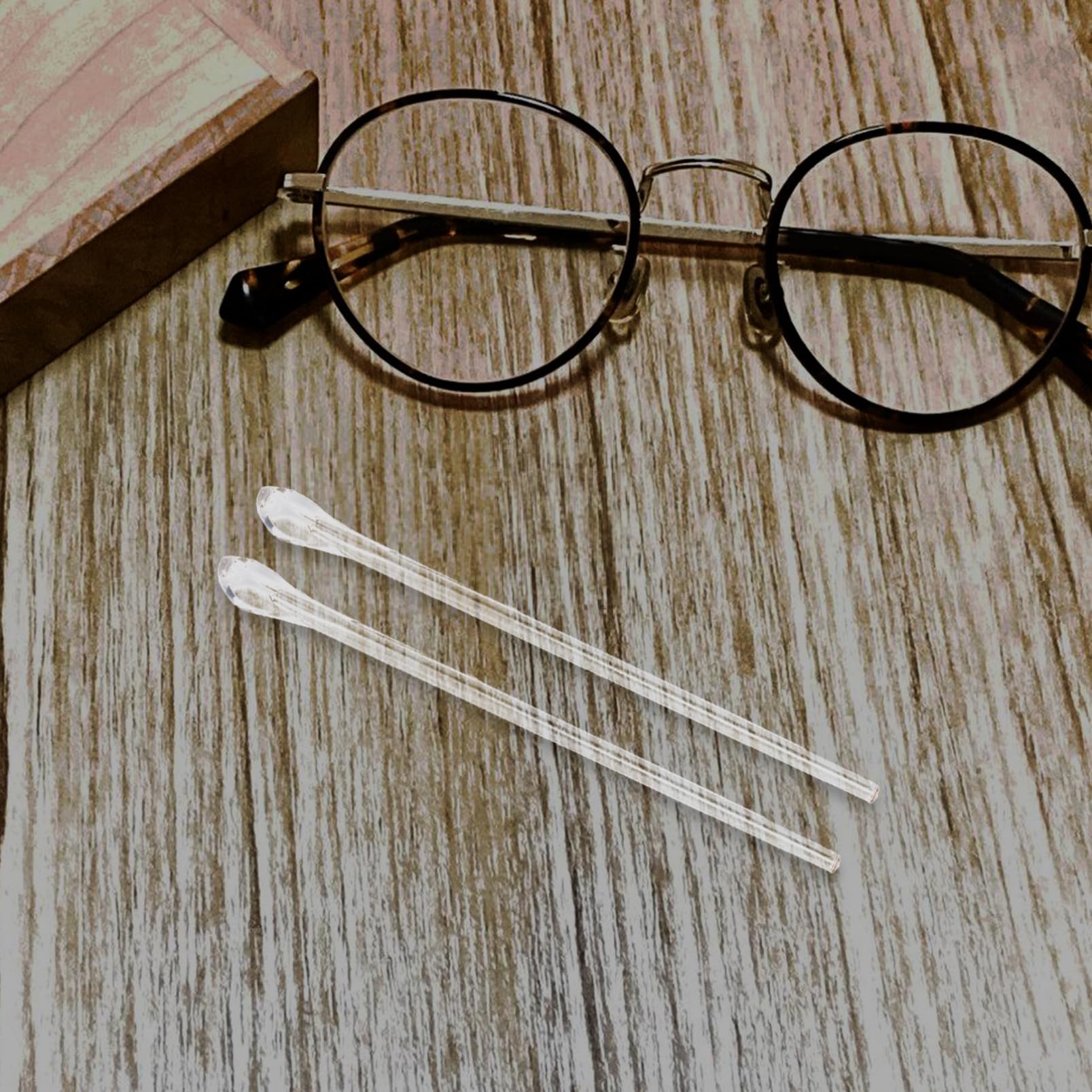 COLLBATH Coussinets D'oreilles en Plastique Argenté pour Lunettes 10 Pièces Accessoires Souples et Flexibles pour Branches de Lunettes Adaptés pour Activités en Extérieur et Travail