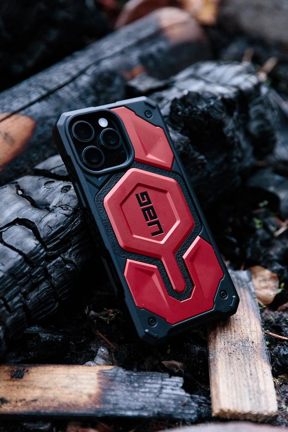 URBAN ARMOR GEAR UAG Designed for iPhone 16 Pro Case 6.3" Monarch Pro - Compatible with MagSafe Charging Rugged Heavy Duty Shockproof Anti-Slip Military Grade Protective Cover, Mallard - Image 3