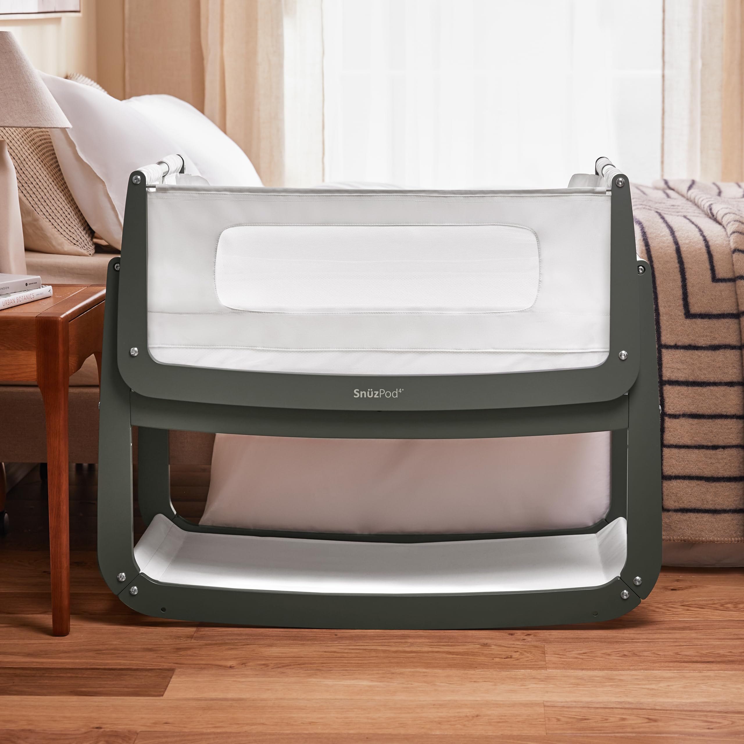 Snuz Pod 4 - Cuna Mecedora Junto a mí, Cuna con moisés elevable, Cuna portátil Ligera con Pared con Cremallera, colchón Transpirable 3D, 6 ajustes de Altura y Modo de inclinación cómodo, Salvia