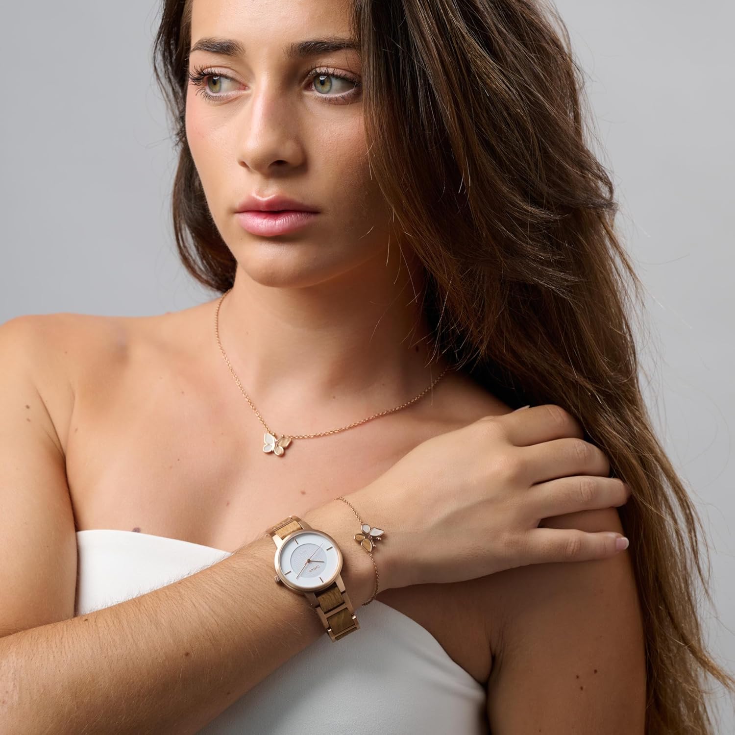 Zeitholz Solar Watch for Women - Freiberg Wooden Watch 34mm, Crafted from Sandalwood or Oakwood with Advanced Japanese Solar Technology and an Elegant, Sustainable Design. - Image 7