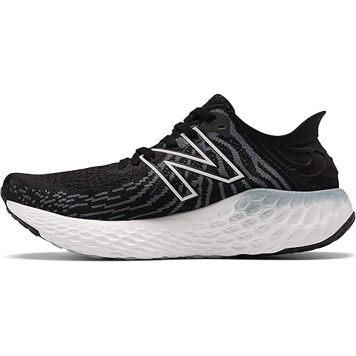 New Balance Men's Fresh Foam Roav Trail V1 Running Shoe