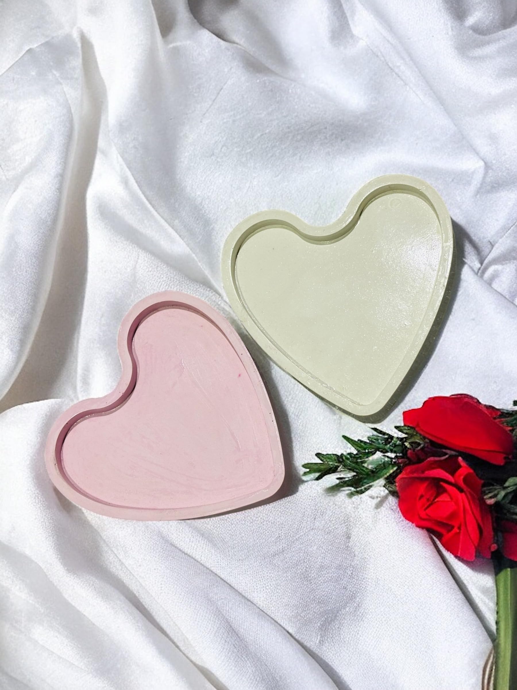 Diviner SagaDiviner Saga® Heart trinket Dishe Display,Ring Dish for Decoration, Heart Shape Jewelry Tray for Women,Earring Dish Holder for Girls,Concrete Trinket Dish for Couple Gift (Pink&White Combo Heart dish)