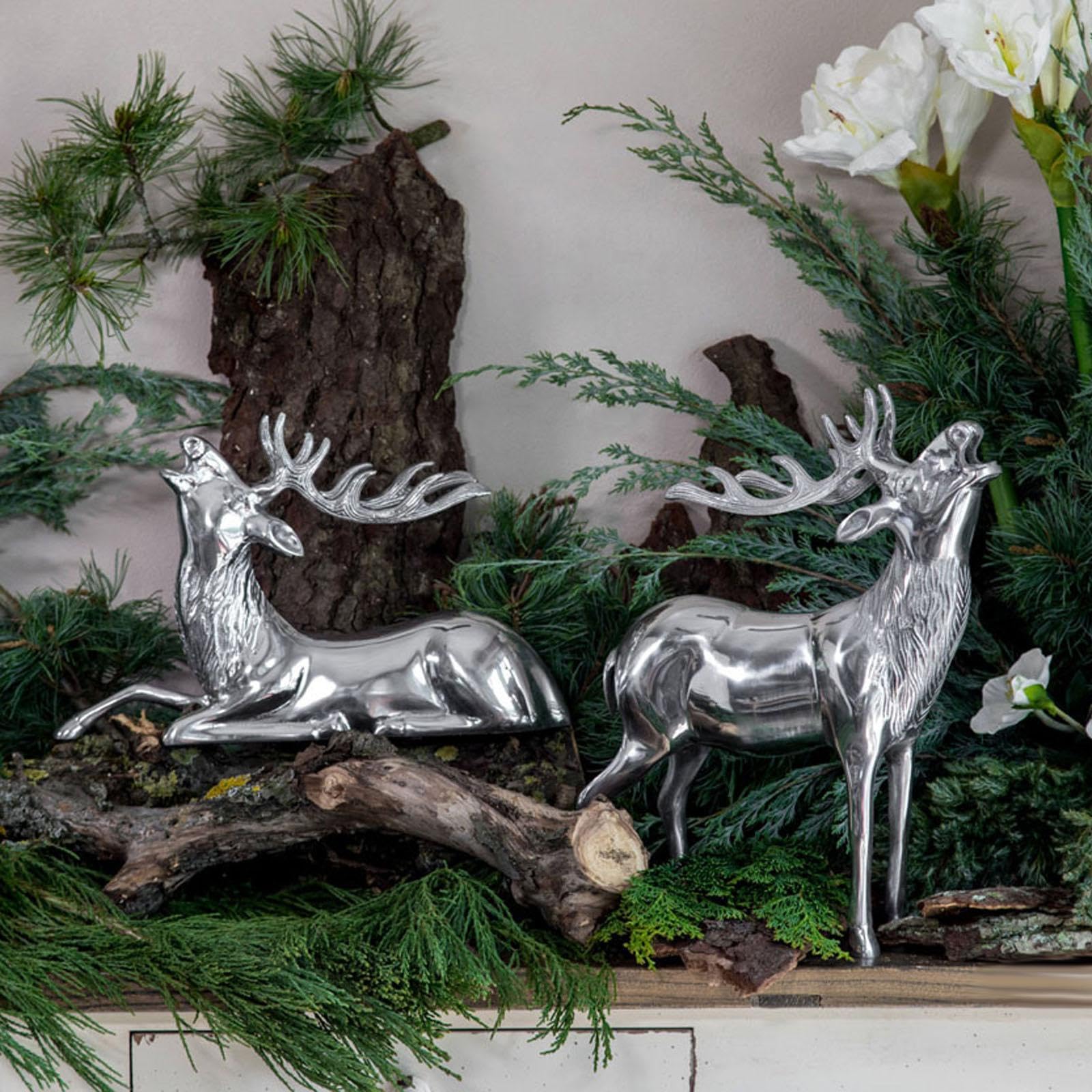Hirsch Figur Aluminium XXL röhrend silbern - stehende Hirsch Dekofigur mit Geweih - Weihnachtsdeko zum Hinstellen - edle Wohndeko & Blickfang für Sideboard, Empfang oder Hotel-Lobby Höhe 42 cm