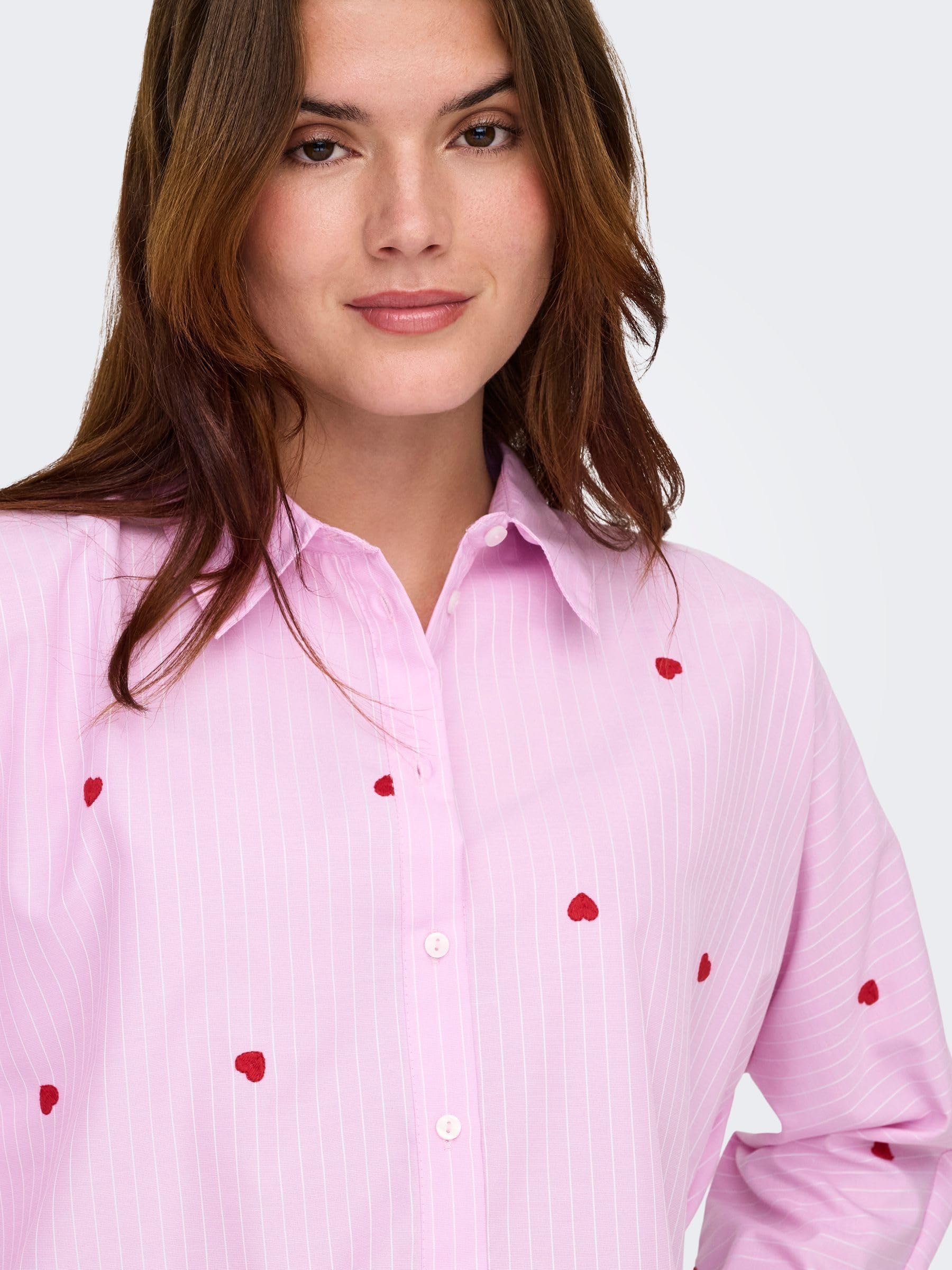Only Onlnew Lina Grace STR EMB Shirt WVN Noos Onlnew Lina Grace STR EMB T-Shirt WVN Noos Femme (Lot de 1)