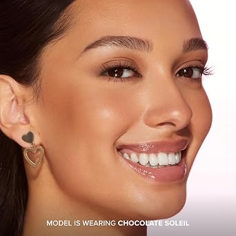 Too Faced Chocolate Soleil Matte Blurring Bronzer | Matte Bronzer Powder that Mimics Natural Skin for Blurred Sun-Kissed Effect