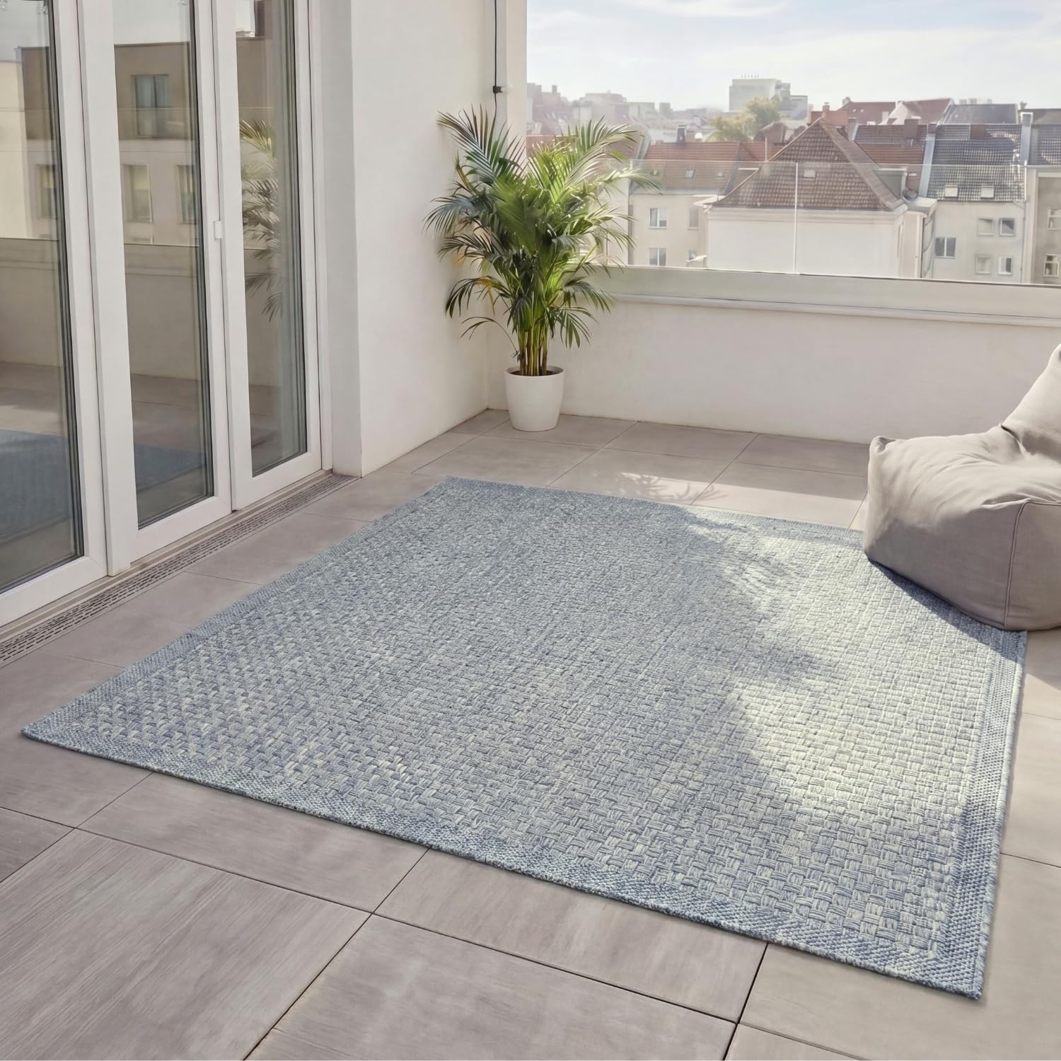 benuta Basic In- & Outdoor Teppich Wohnzimmer Iowa - Blau 300x300 cm - Boho Jute-Look wetterfest für Balkon, Terrasse - Schlafzimmer, Küchenteppich & Wohnzimmerteppich