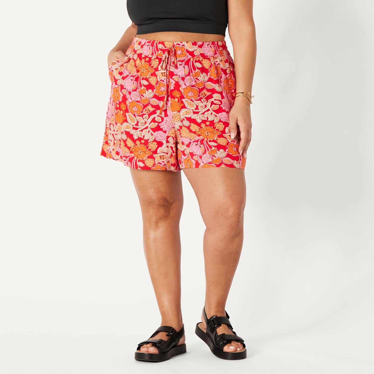 Amazon Essentials Women's High-Rise Relaxed-Fit Fluid Twill Pull-On Shorts (Shirt Sold Separately)
