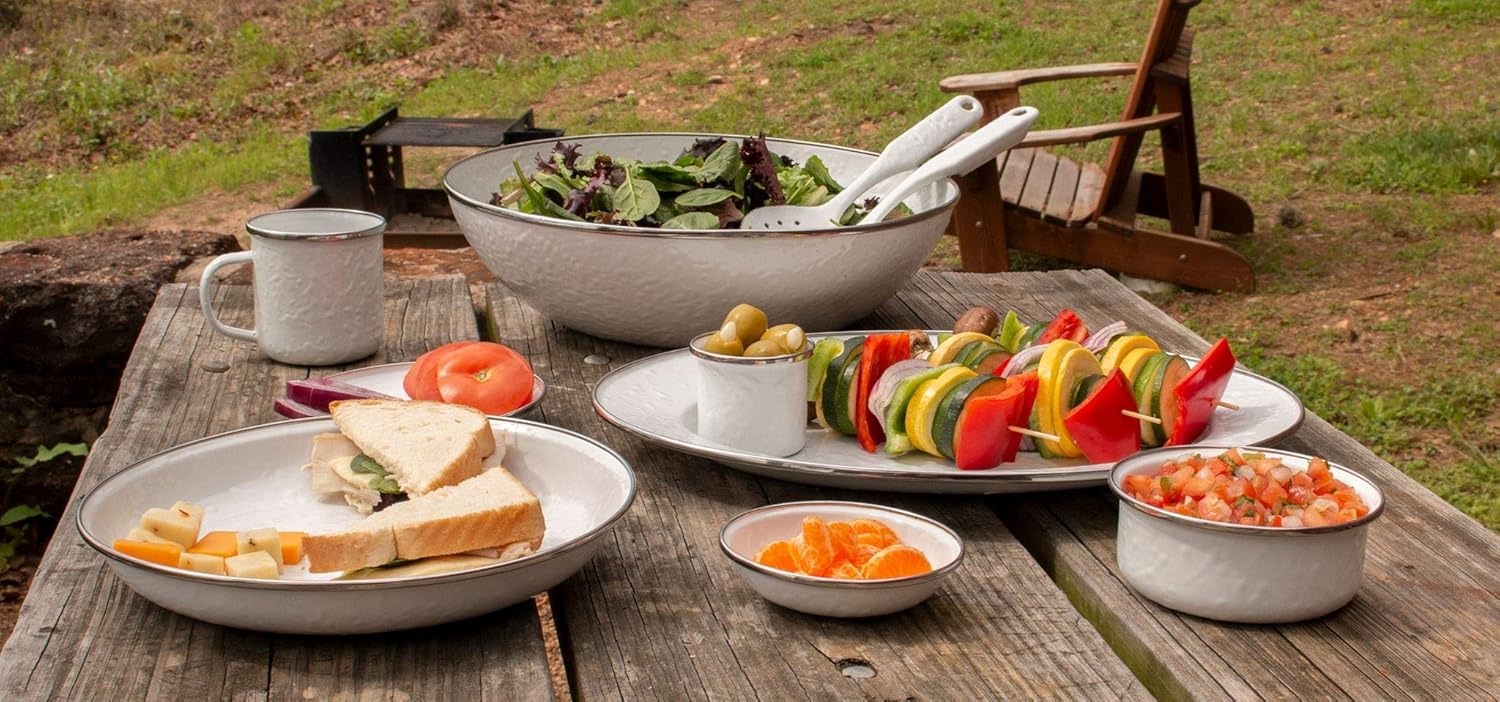 Golden Rabbit Enamelware Soup Bowls with Lids, 14 ounce, Solid White Textured, Set of 4