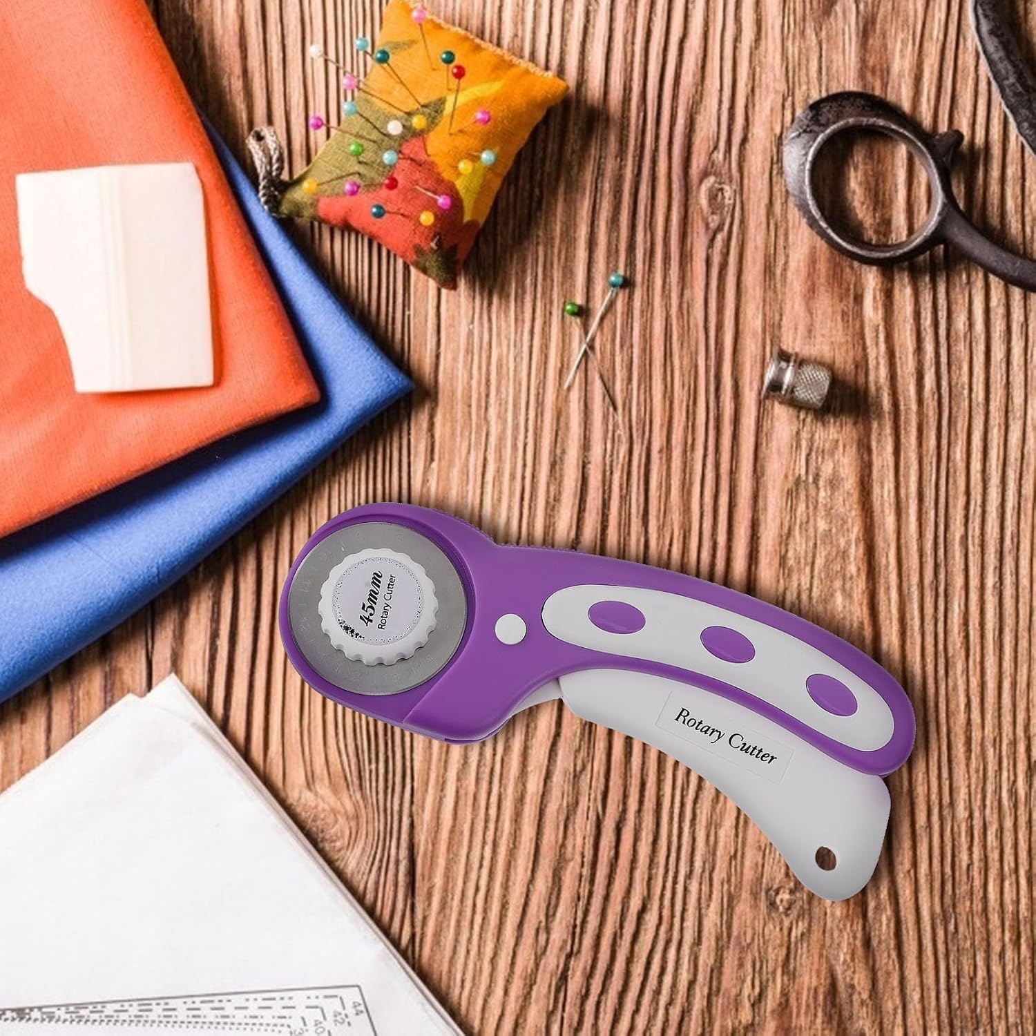 DOITOOL Roller Cutter Cloth Cutting Tool Leather Cutting Wheel Sewing Crafting Tool Purple for Fabric and Leather