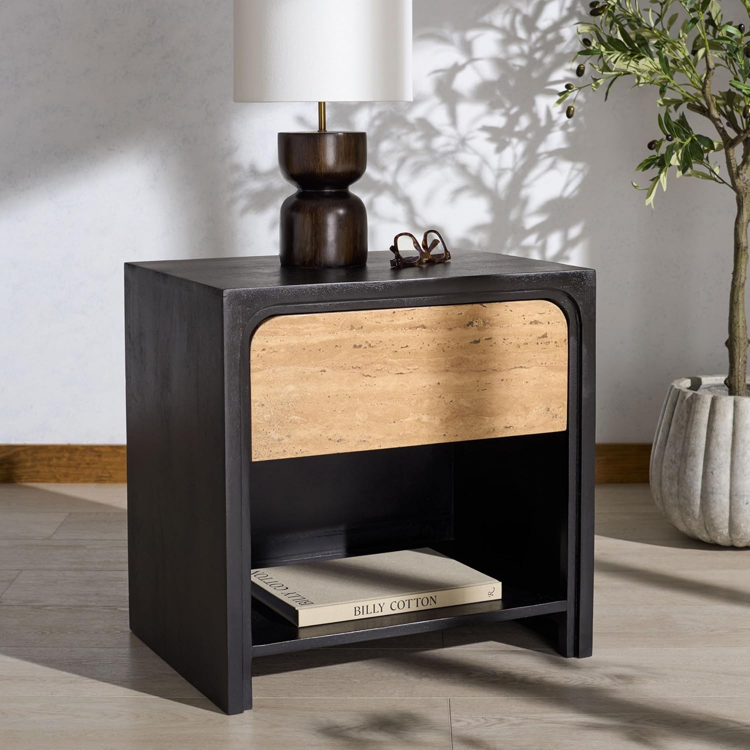 SAFAVIEH Couture Collection – Halcyon Black & Travertine Drawer Nightstand, Fully Assembled Bedside Table with Storage (SFV5776A)