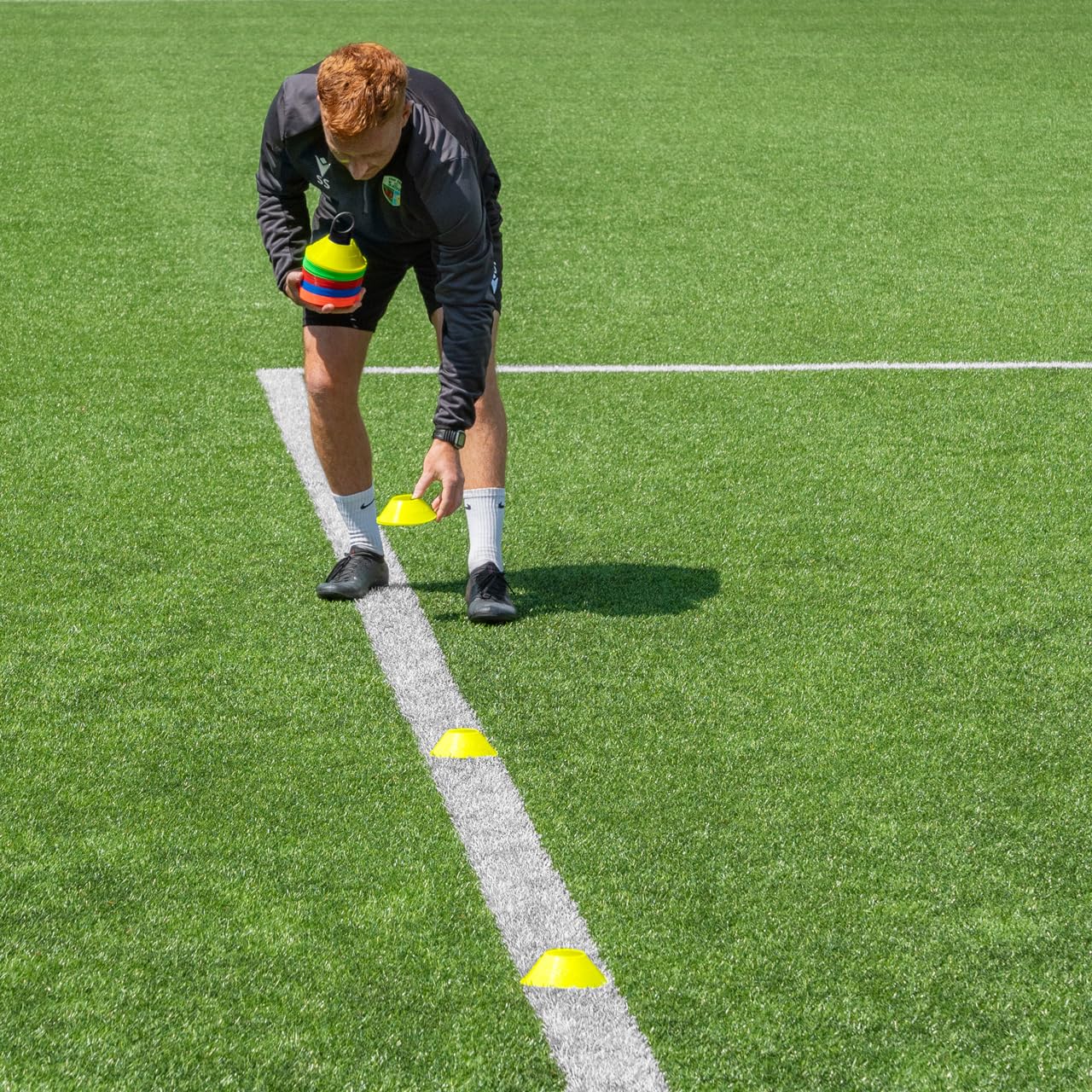 FORZA Mini Plots de Marquage pour Entraînement de Sport [Pack de 50/1000] | Cônes Durables et Polyvalents pour Le Football, Le Rugby et Plus | Support de Transport
