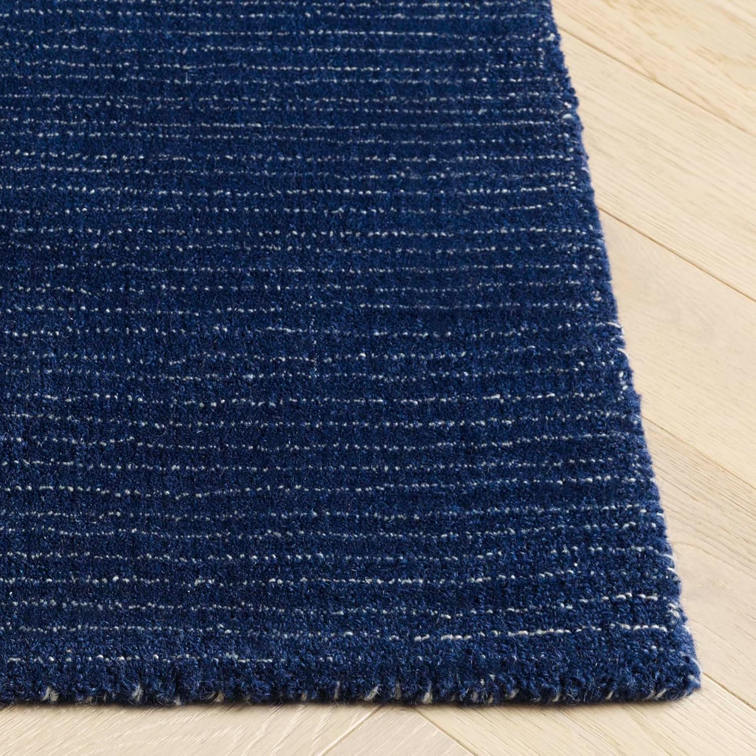SAFAVIEH Abstract Collection Runner Rug - 2'3" x 8', Navy & Blue, Handmade Wool, Ideal for Hallway, Foyer, Entryway, Bedroom (ABT361N)
