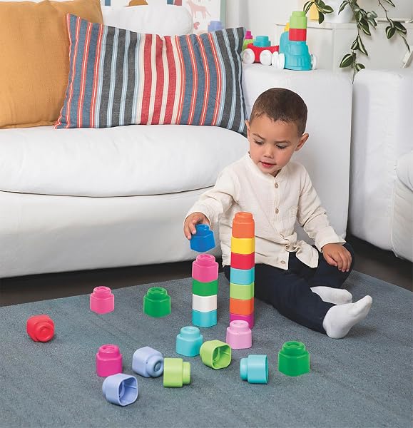 Clementoni Soft Clemmy - Magic Rainbow Blocks Set, 9 Mattoncini Morbidi per Bambini 6+ Mesi, Gioco Prima Infanzia Made in Italy, Lavabili e Atossici, Sviluppo Sensoriale e Manualità , 17604 - 2