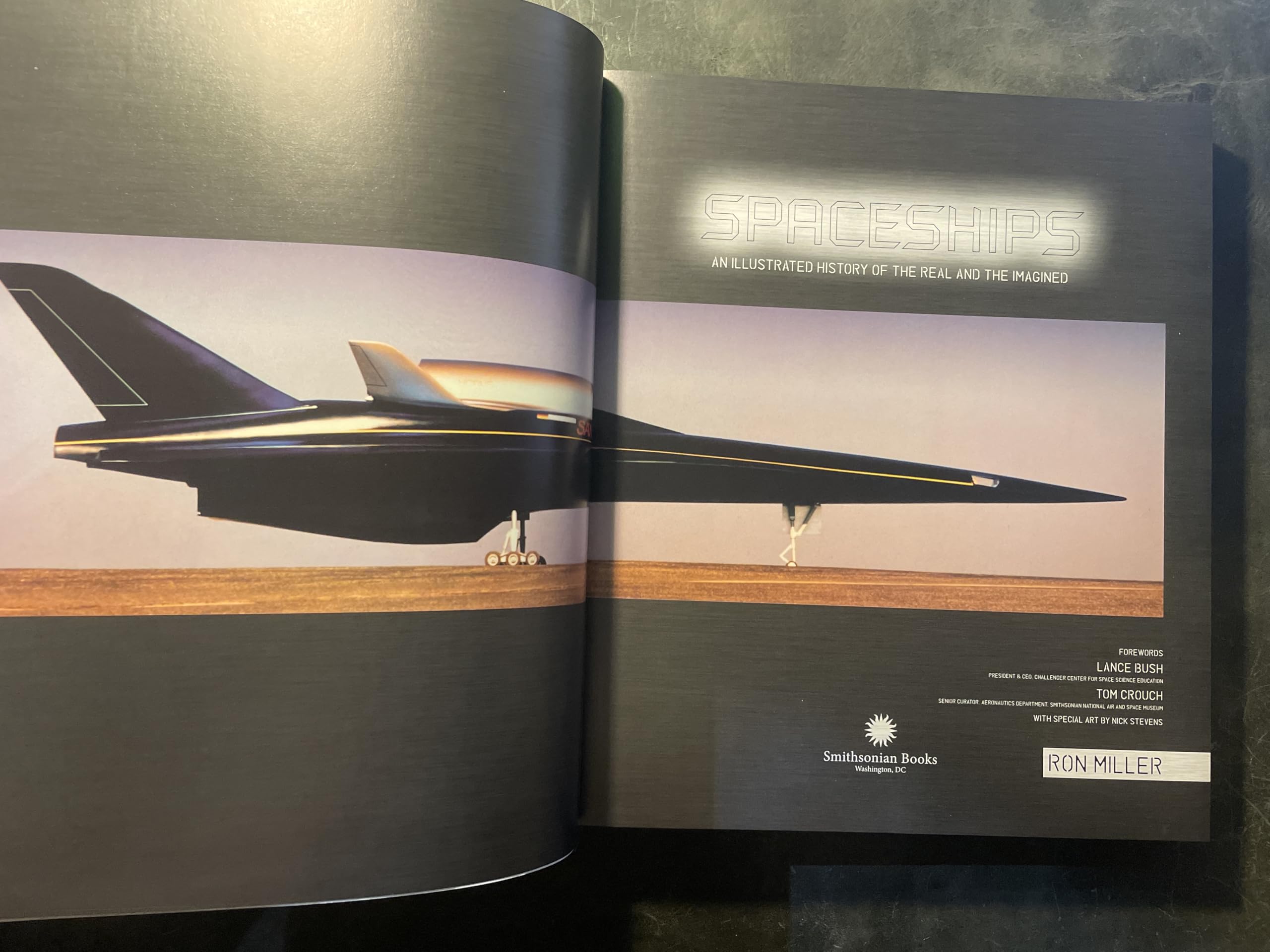 Spaceships: An Illustrated History of the Real and the Imagined - Image 4