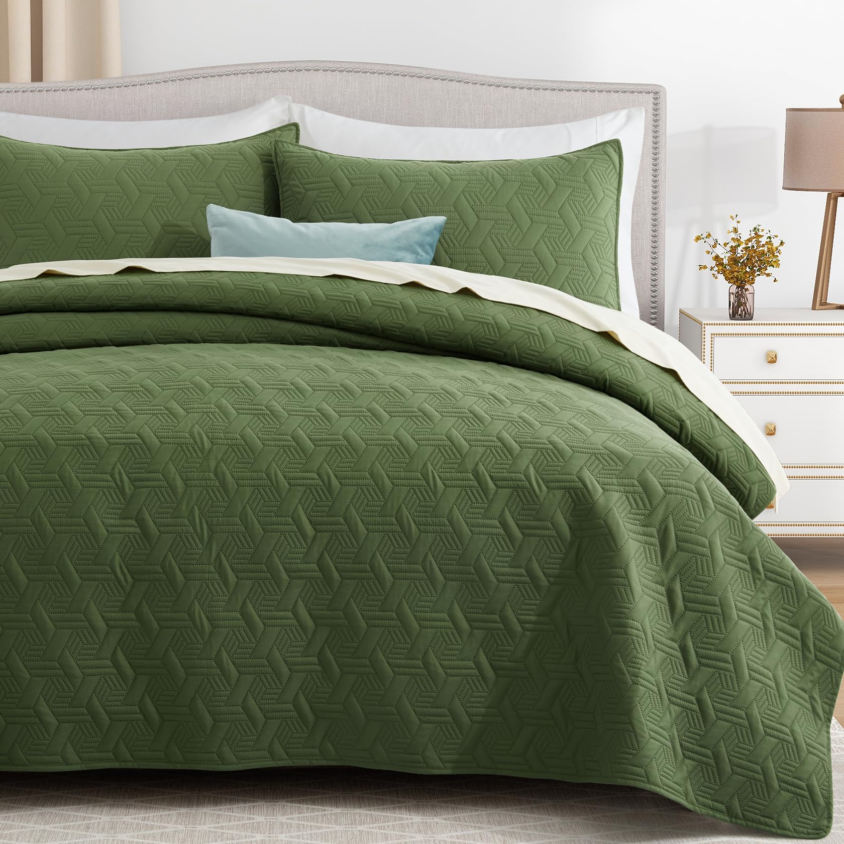 WURUIBO Olive Green Quilt Bedding Set - Full/Queen, 3 Piece Lightweight Coverlet With Pillow Shams, Microfiber - View #8