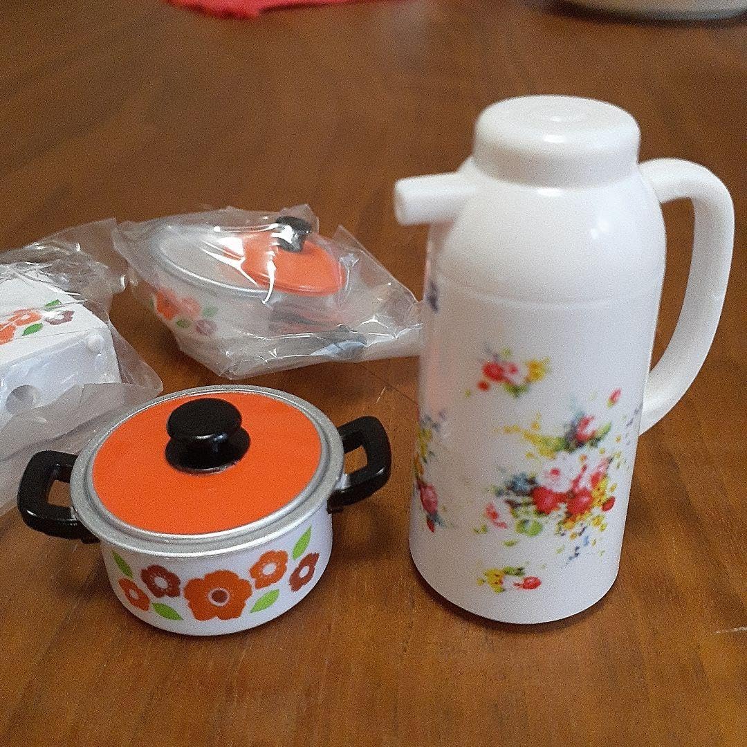 Amazon.co.jp: 昭和レトロ キッチン用品 家電 4点 ミニチュア : ホーム