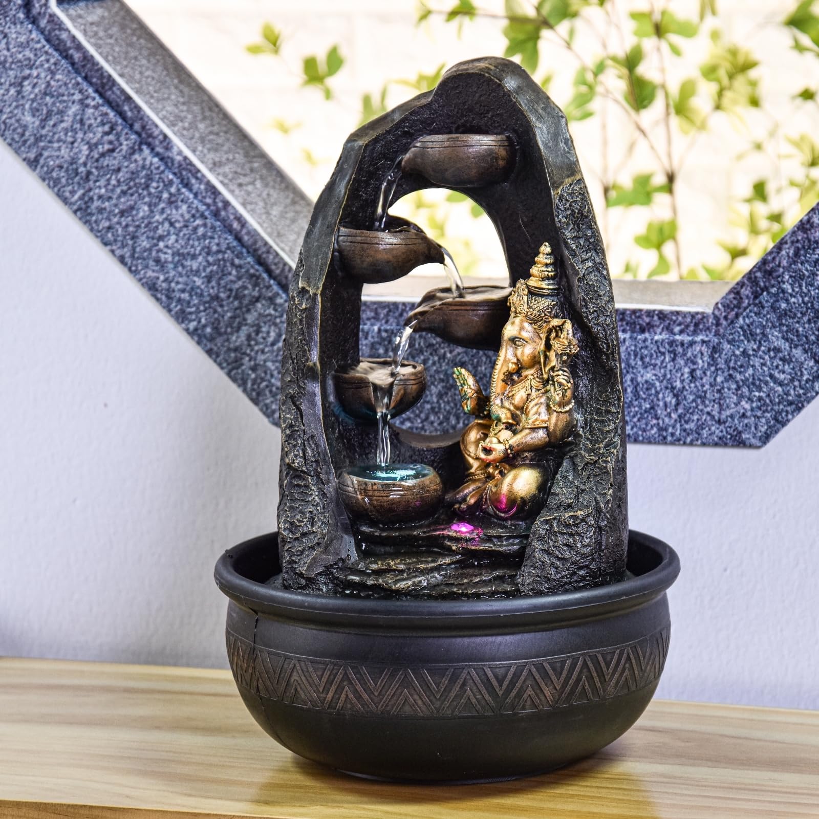 Buddha Ganesh Innenbrunnen mit farbenfrohen LED -Licht - Feng Shui Zen Dekoration - Bed -Träger - H 40 cm - Mystic Zen'light