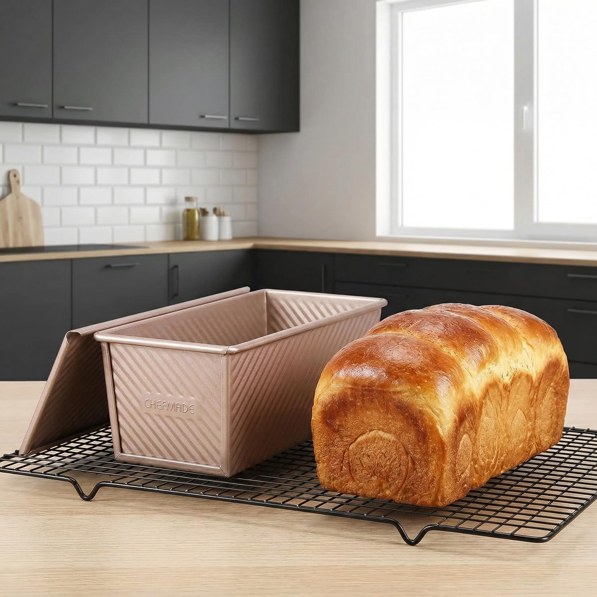 Stampo per Pane Tostato con Coperchio 32x12x11,5cm Teglia Antiaderente per Pane Tostato in Acciaio al Carbonio Stampo Pane in Cassetta con Fori di Ventilazione per Pane Toast e Torte, Oro