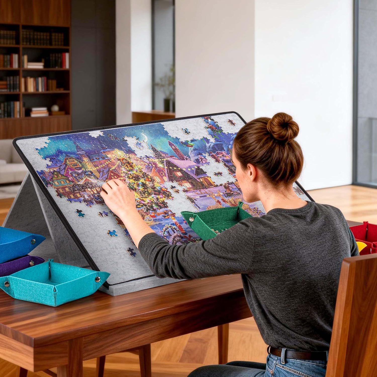 Tavola per puzzle inclinabile con supporto 2 in 1 e coperchio, 1000 pezzi, tavolo portaoggetti in feltro, regolabile in 3 angolazioni, 6 vassoi di ordinamento, tavola puzzle leggera e portatile per