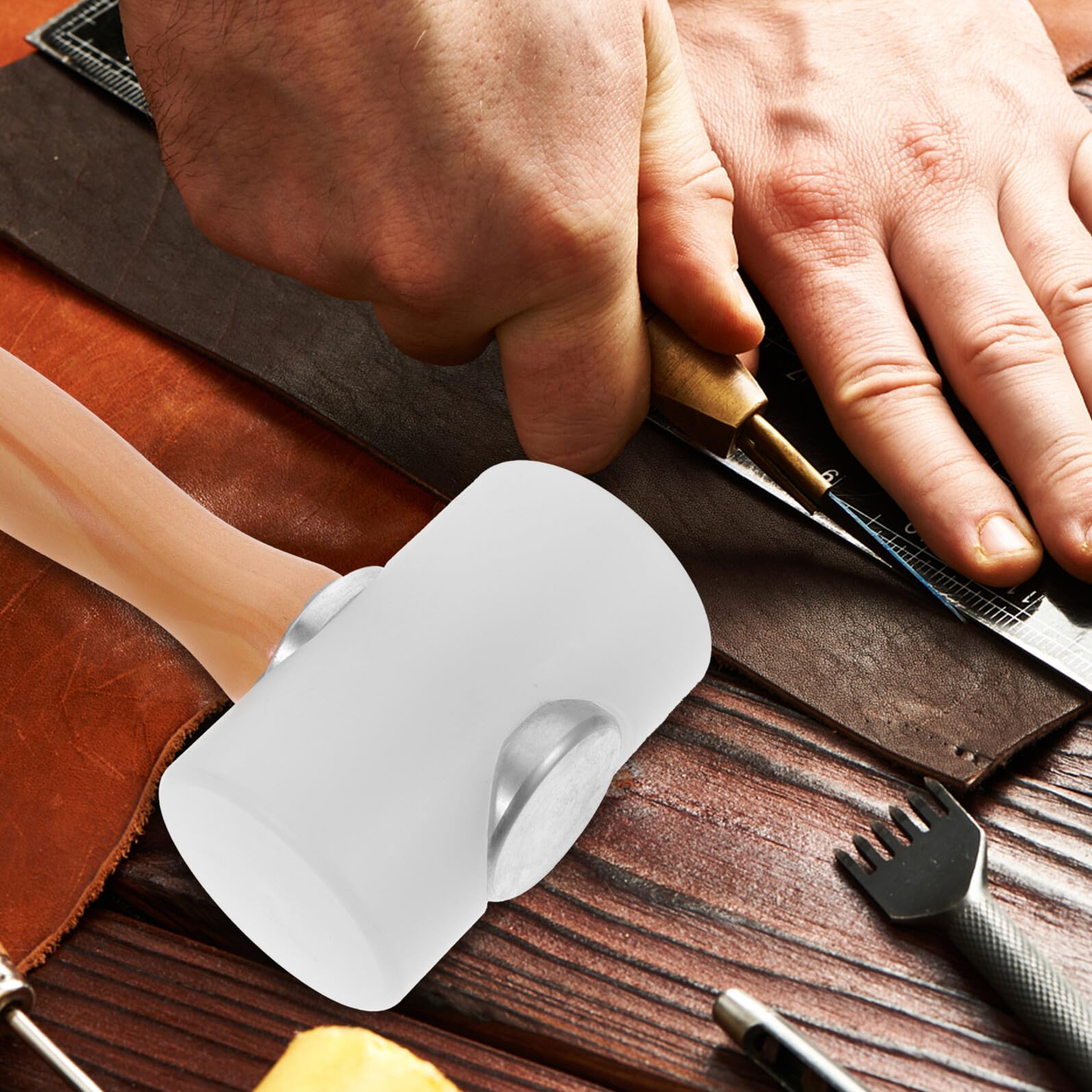 GLEAVI Martello Mazzuolo Flessibile e Resistente in Nylon Bianco 2 Pezzi Manico in Legno per Lavorazione della Pelle e Installazione Pavimenti per Uso Professionale e Fai da Te