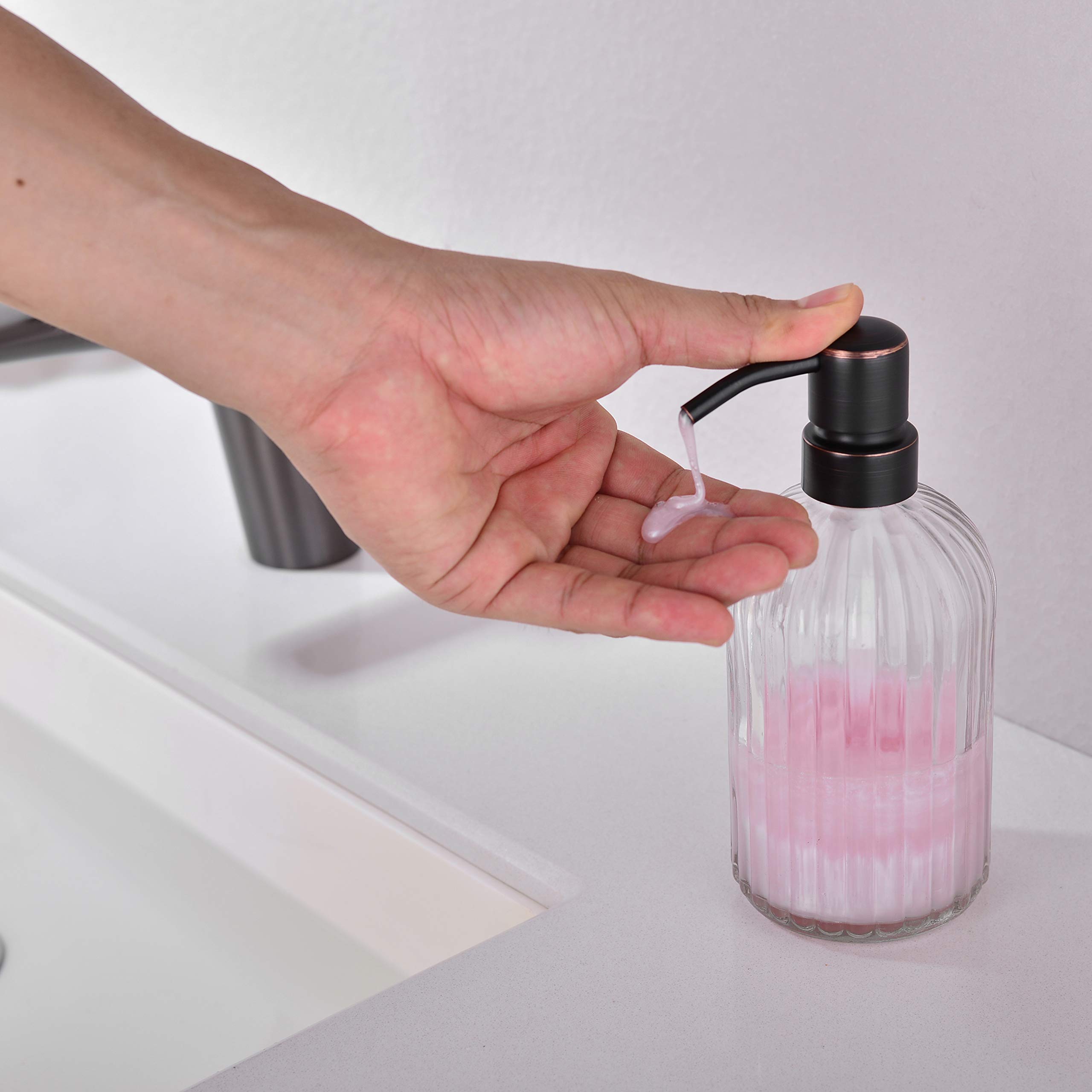Dispenser di sapone liquido da bagno in bronzo lucidato a olio, con pompa in acciaio inox antiruggine, bottiglia in vetro trasparente da 473 ml, 2 confezioni
