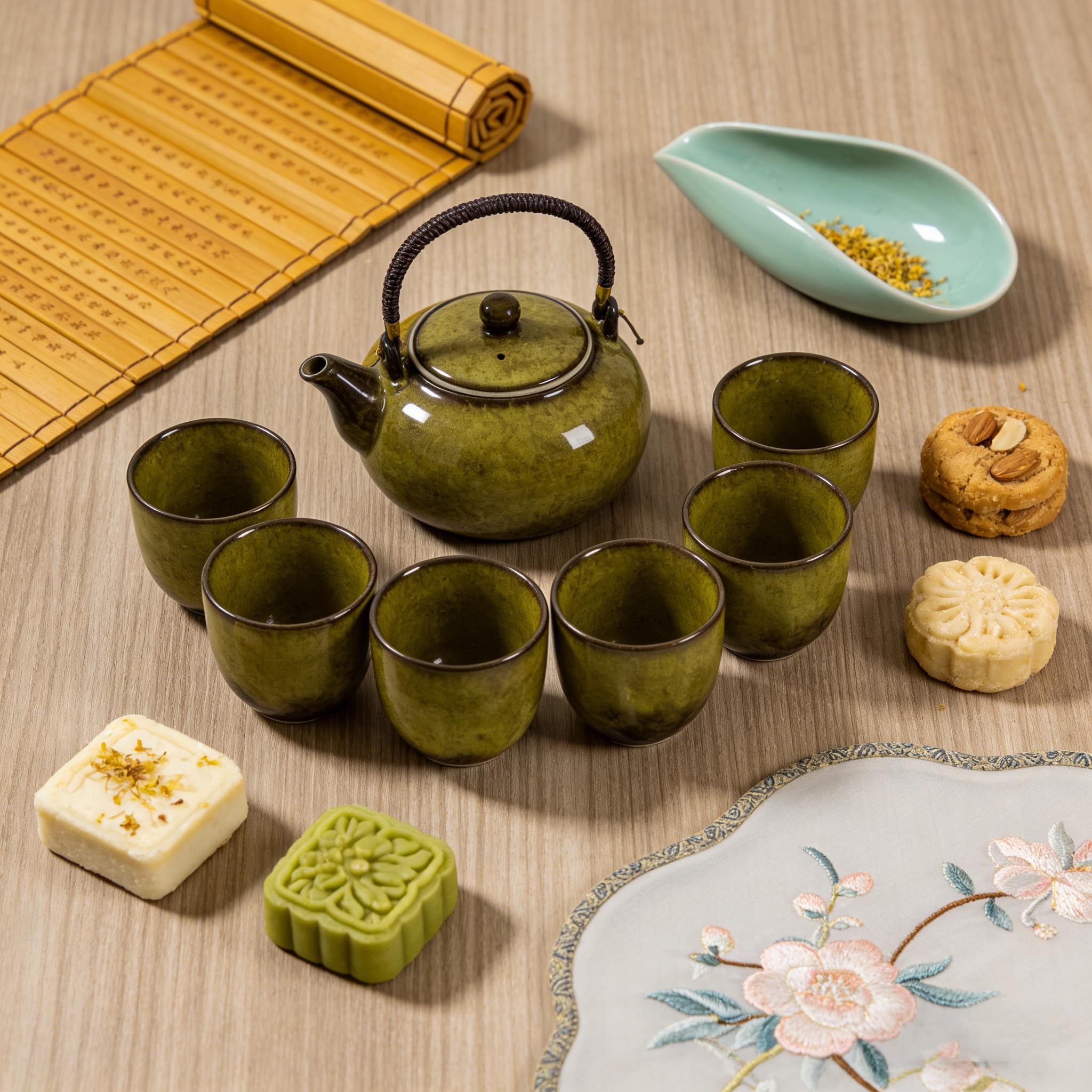 Tee Set Chinesische Teeservice aus Keramik, 600ml Teekanne und 6 Tasse 120ml Kungfu Tee Services, Ofenveränderte Glasur asiatische Teekanne für Teeliebhaber, Gelb
