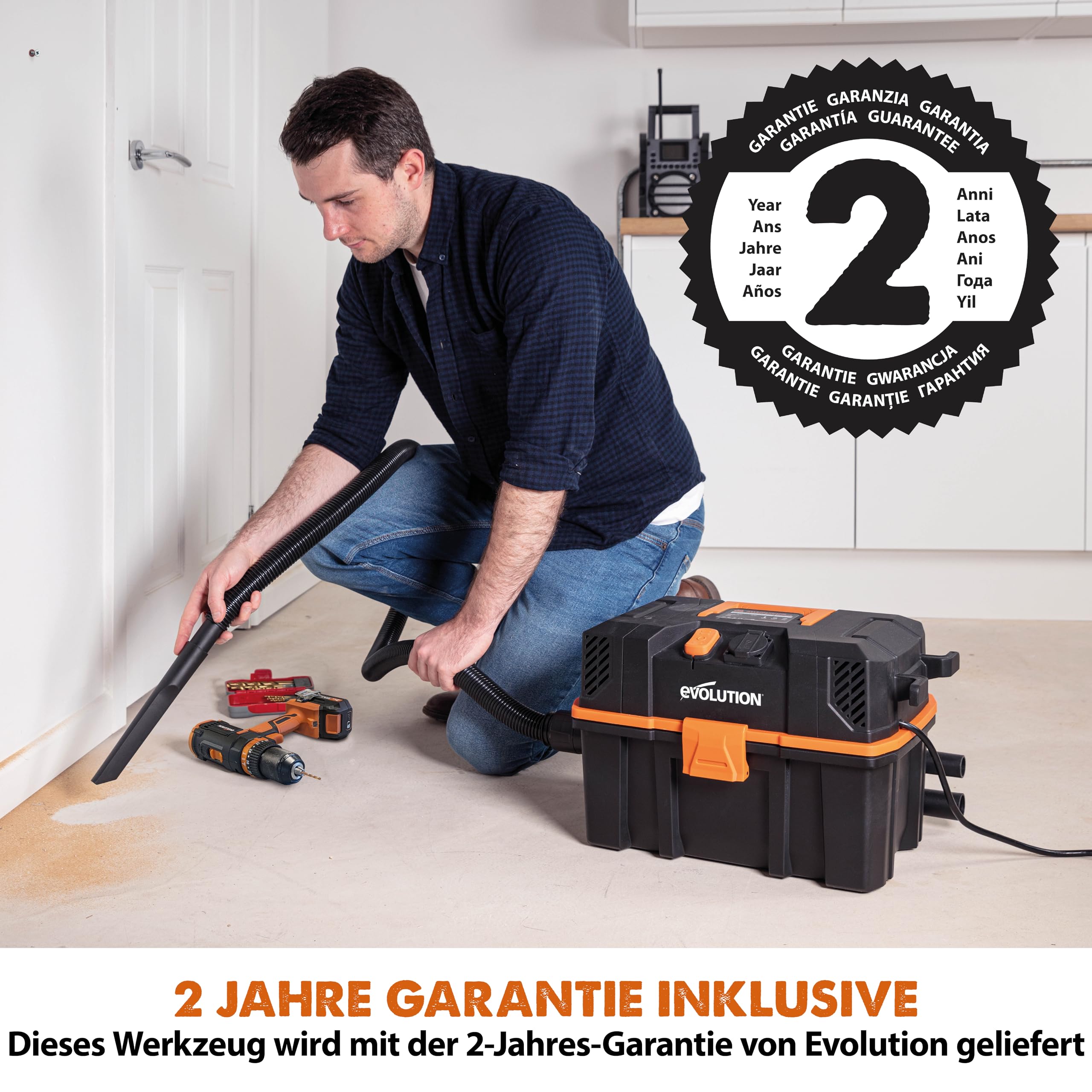 Evolution Power Tools R15VAC Nass-Trockensauger Staubsauger mit Dual-Luftfunktion, Saug- und Blasfunktion, Staubabsaugung, 15L, 1.000W, 42,5 L/S, Stromausgangsbuchse (1.700W), Inkl. Zubehör