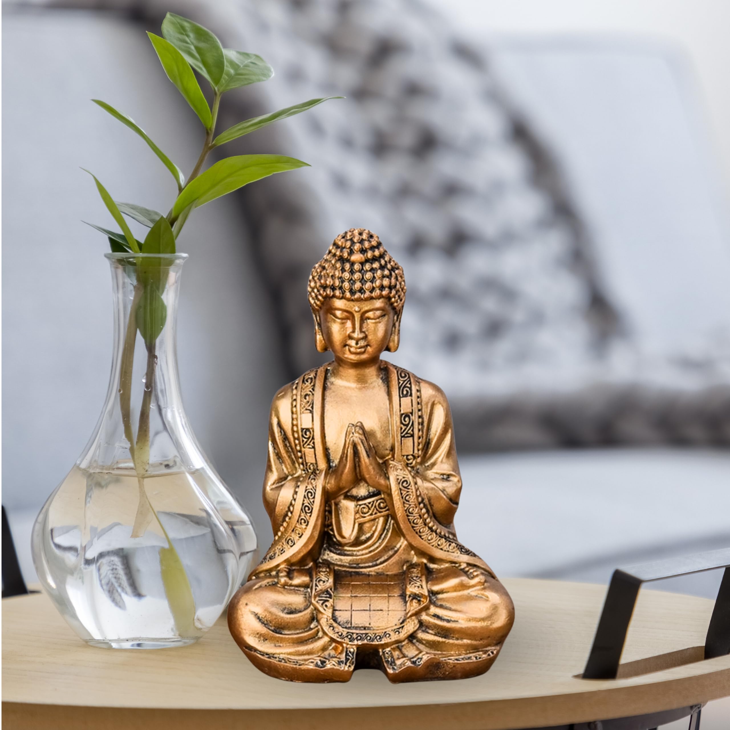 Statue Bouddha Or Méditation – Statuette Décoration Zen et Feng Shui – Apporte de la Spiritualité à Votre Intérieur et Une Ambiance Relaxante – Statue Porte-Bonheur – Hauteur: 12cm – Zen’Light