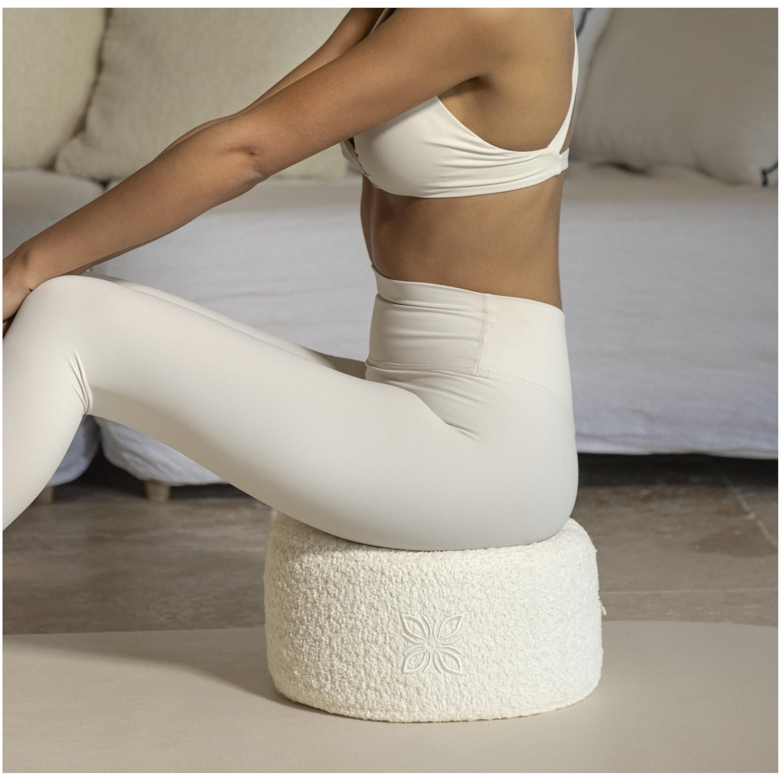 Yogakissen Rund OMNANA Meditationskissen Rund - Bouclé Mit