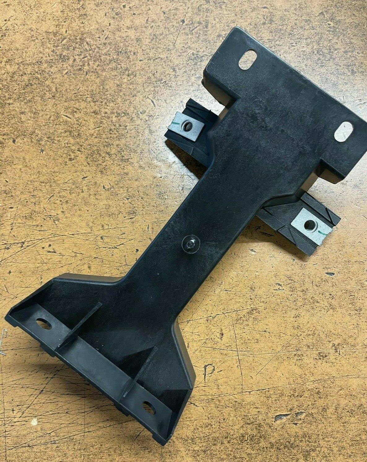 テラヘルツ Amazon.com: Nissan 62296-9HS0A - Retainer-Bumper Stay : Everything