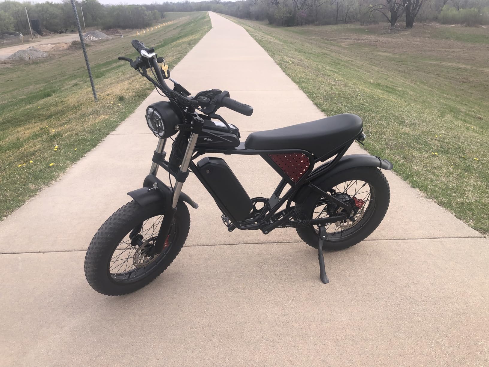 Electric Bike for Adults Q20, 2000/1500W, 37/30MPH,52V 40AH,48V/20AH E-Bike,30-180 Miles Electric Motorcycle, 20" Fat Tire Dirt Bike, UL2849 All Terrain for Mountains, Snow, Sand, Road photo review