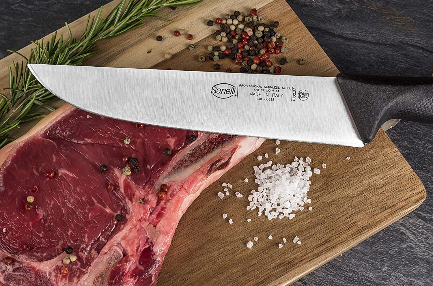 Sanelli, Ceppo in Legno di Ciliegio 5 Coltelli + 1 Forbice Manico Antiscivolo, Skin Nero