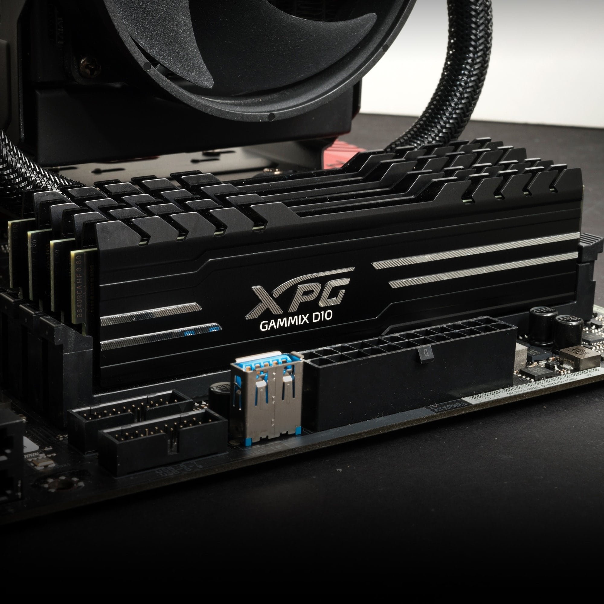 XPG GAMMIX D10 DDR4 8GB×2:16GB XPG DDR4 16GB 3200MHz D10 | pc Factory