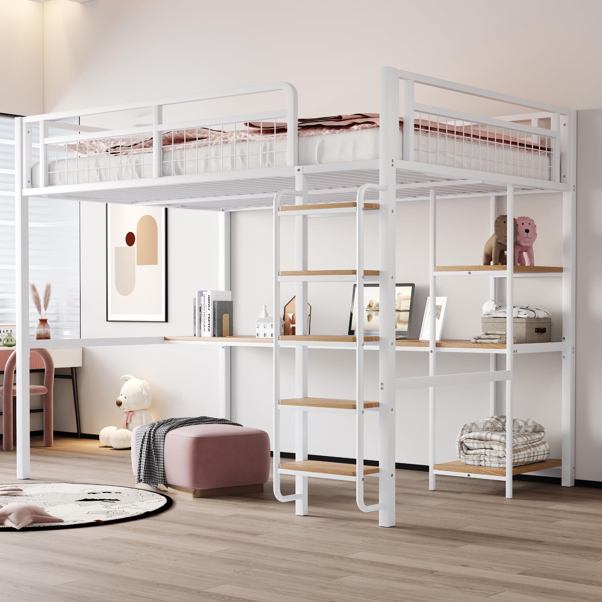 Cama alta de metal de 140 x 200 cm, escalera de seguridad con escalera, cuna con mesa y estante, cama para adultos, valla de seguridad de malla metálica (blanco, 140 x 200 cm)