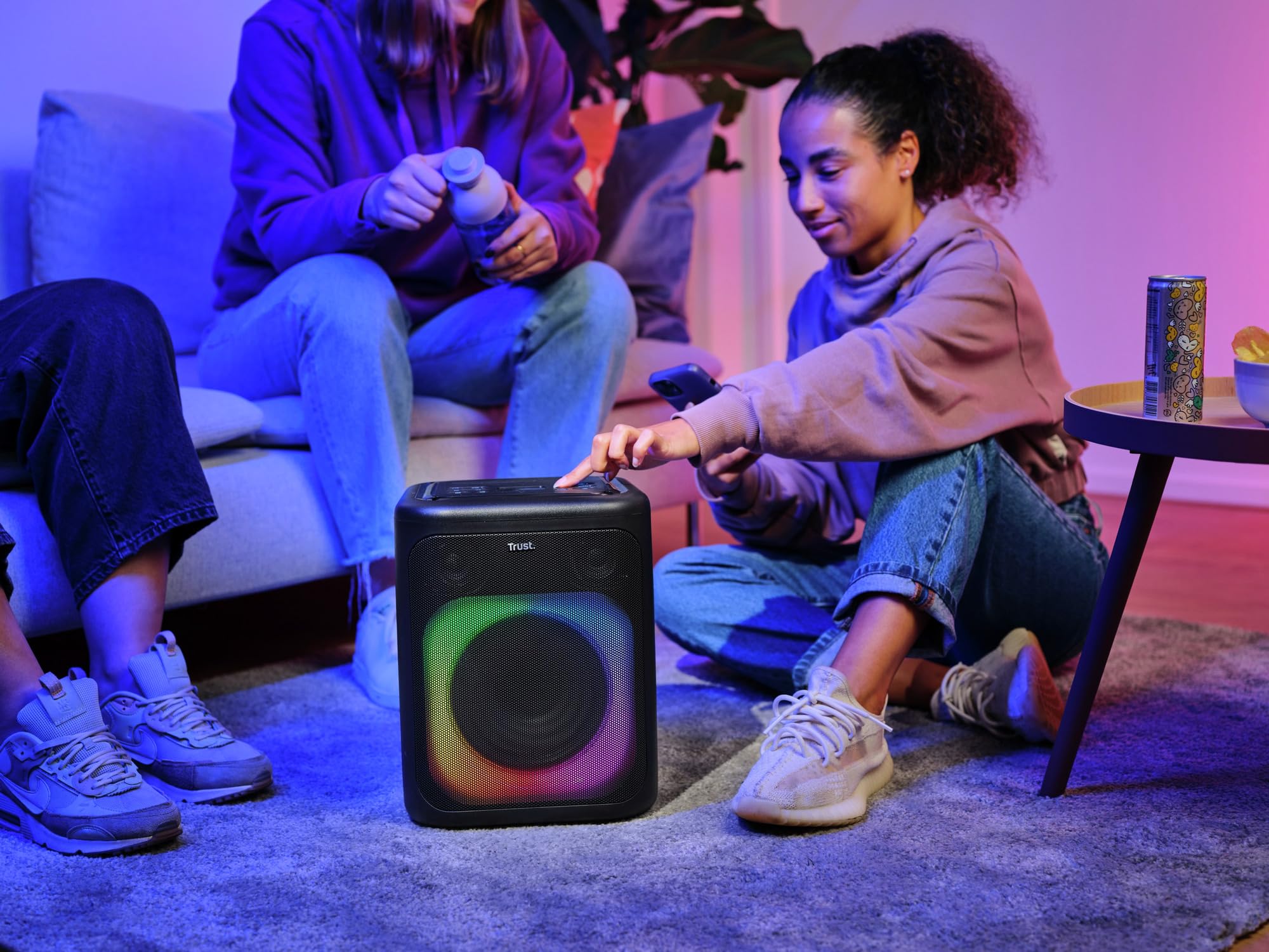 Trust Azura Cassa Bluetooth Portatile 100W per Feste, Altoparlante Bluetooth LED RGB Wireless Party Speaker Intemperie IPX4, Batteria Ricaricabile 11 Ore, 2 Ingressi per Microfono Karaoke - Nero