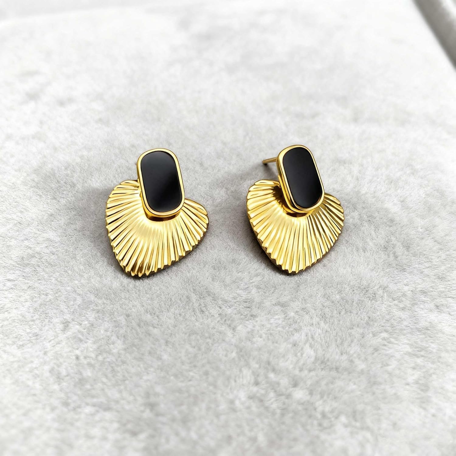 Gold Earrings for Women Black/Green/White 18k Gold Heart Dangle Earrings Dainty Statement Hypoallergenic Earrings for Women Trendy Gold Vintage Jewelry - Image 6