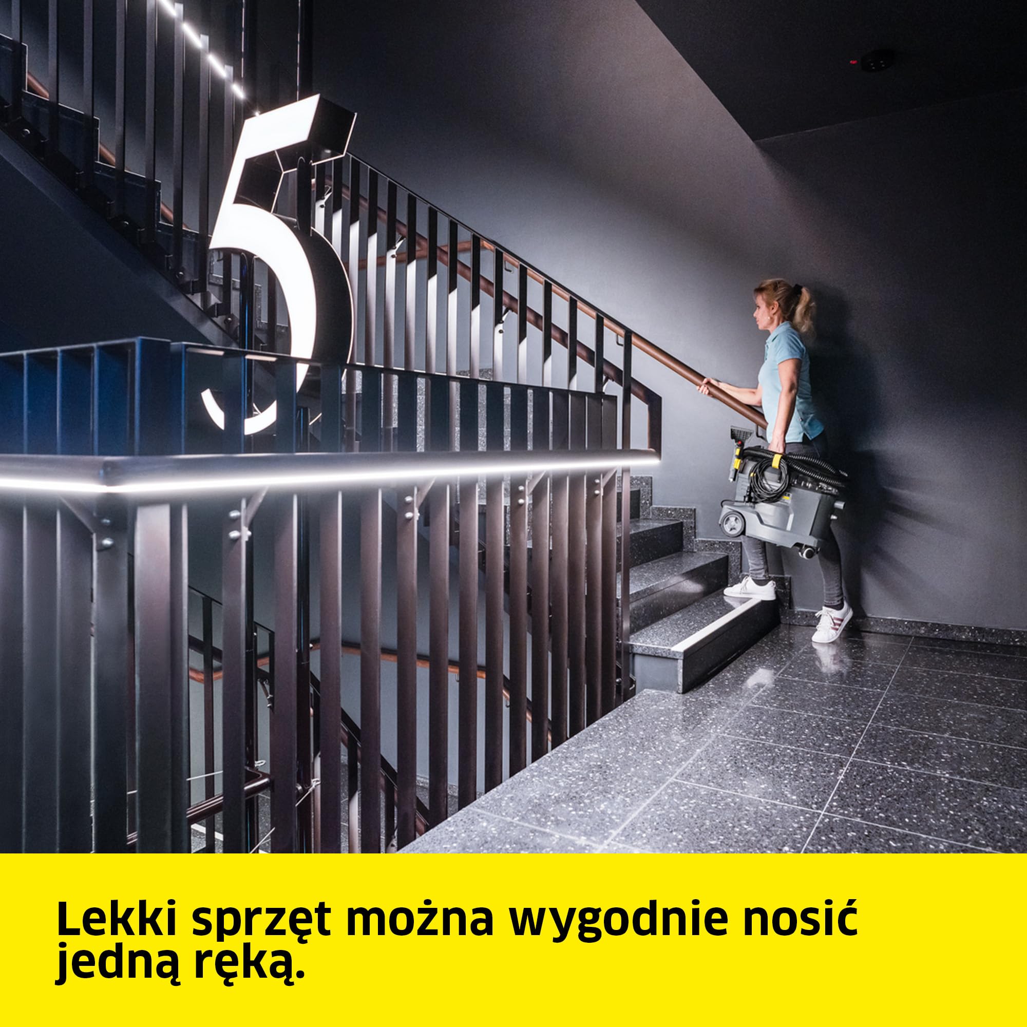 Kärcher Urządzenie ekstrakcyjne Puzzi 8/1, do tapicerki i powierzchni tekstylnych, zbiornik na czystą wodę: 8 l, natężenie rozpylania: 1 l/min, wydajność powierzchniowa: 12-18 m2/h, dysza do tapicerki