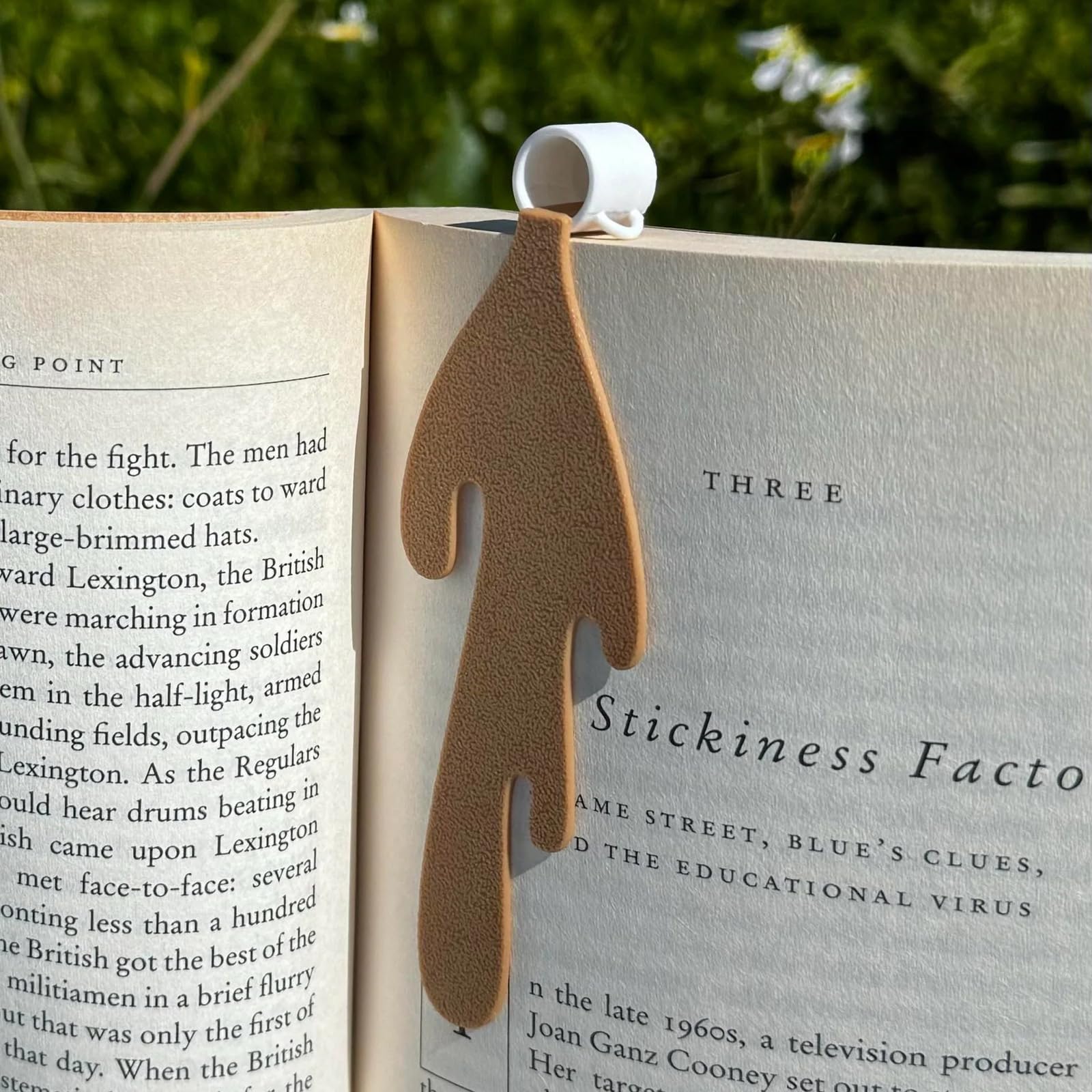 Marque-page tasse de café renversé drôle en 3D pour livre