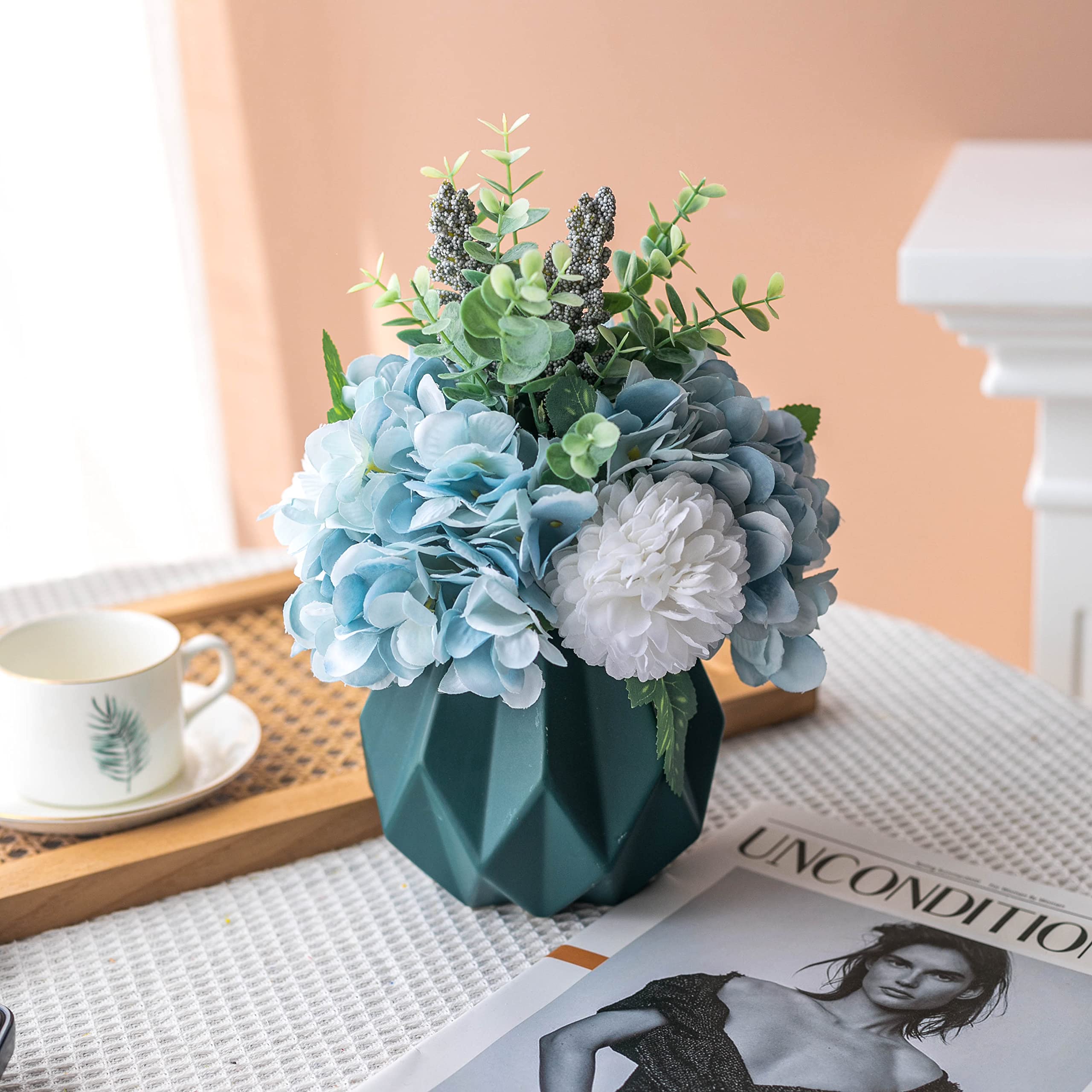 Flores Artificiales de Hortensia con jarrón, arreglo Floral Artificial en Maceta de cerámica Azul para decoración del hogar, Centro de Mesa, Sala de Estar y Oficina.